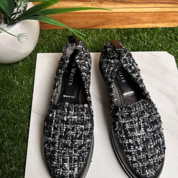 Ron White Black/White Tweed Sha-Nell Slip-On
Loafers Size 37 fits US 6.5 - Picture 10 of 11